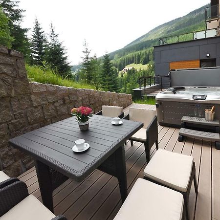 Apartment Adélka 104 with private whirlpool Špindlerŭv Mlýn Extérieur photo