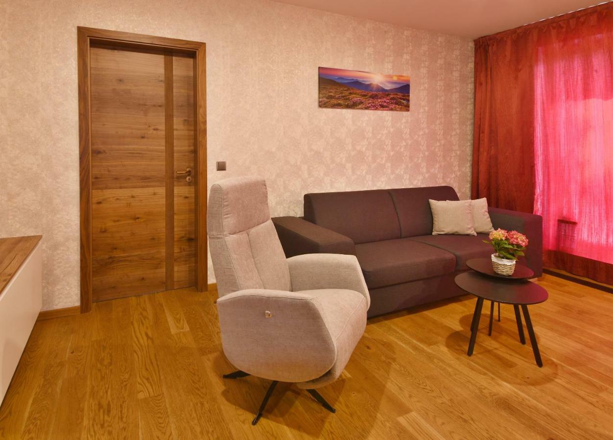 Apartment Adélka 104 with private whirlpool Špindlerŭv Mlýn Extérieur photo